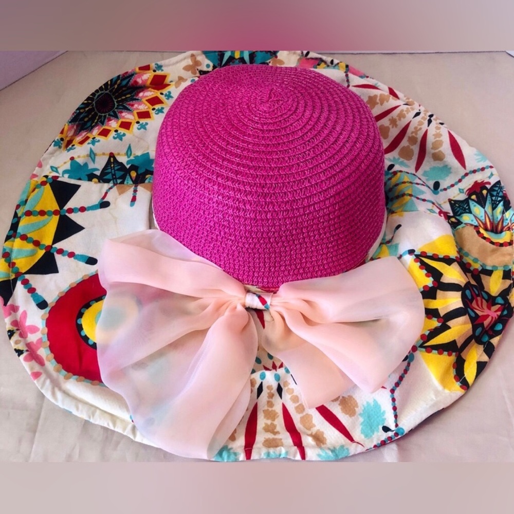 Wide Brim Straw Sun Hat with Pink Crown Pastel Bow Summer Beach Travel Accessory
